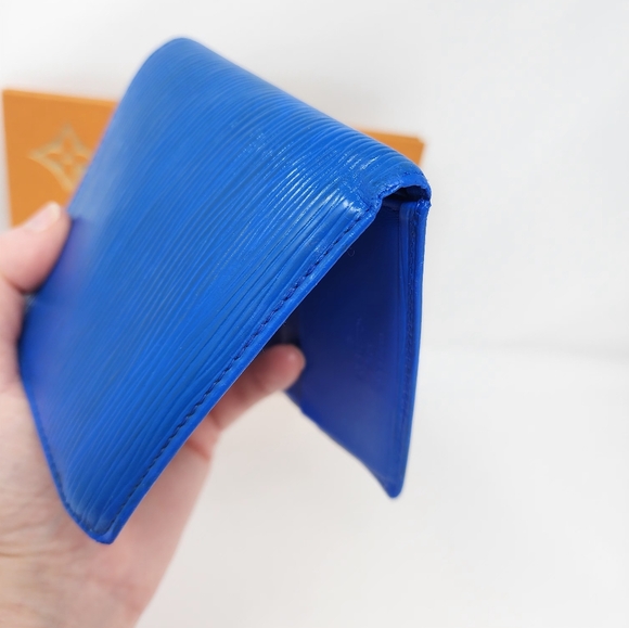 LV EPI LEATHER MEN'S WALLET - Picture 3 of 16